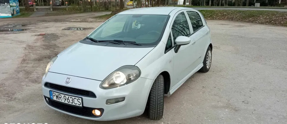 fiat wielkopolskie Fiat Punto cena 24100 przebieg: 192585, rok produkcji 2012 z Września